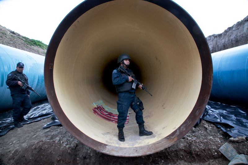 Illustration for article titled Grabado en vídeo el momento exacto de la fuga de "El Chapo" Guzmán